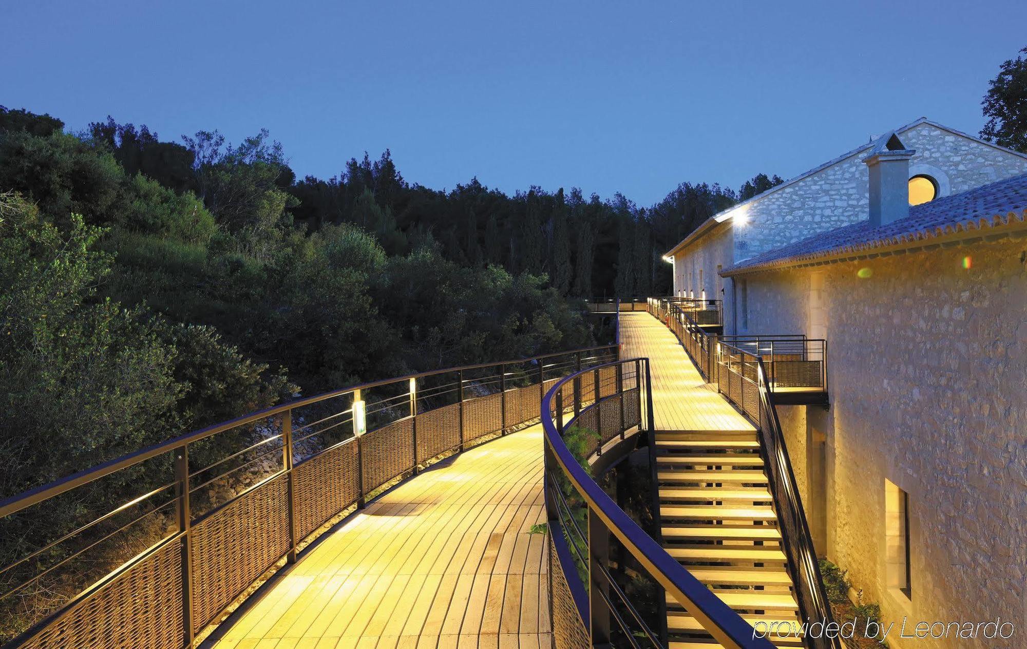 Domaine De Manville Hotel 5*